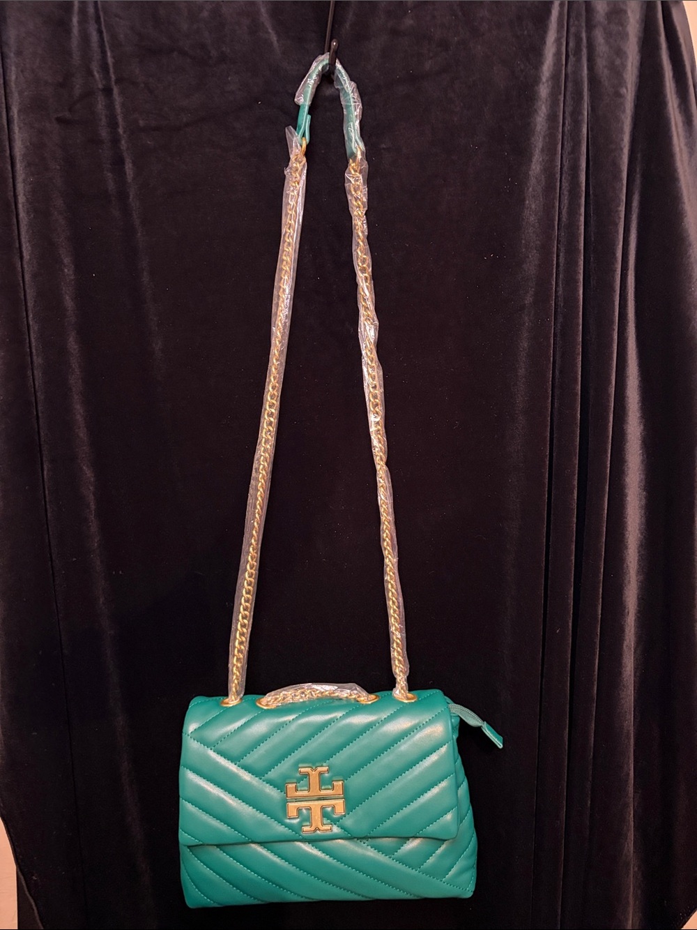 NWT vegan emerald green handbag